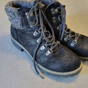 White mountain pathfeild boots
